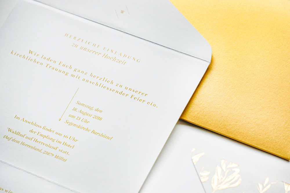 paperloveink Einladungskarte Hochzeit in gold